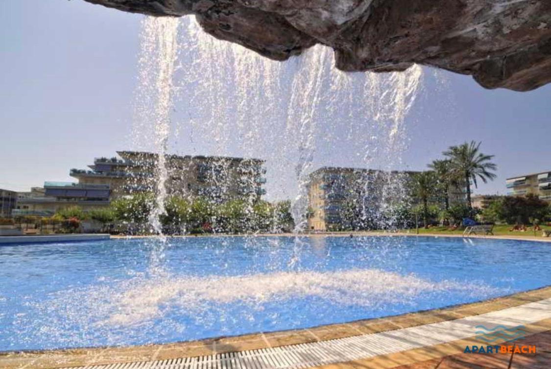 Apartbeach Los Juncos Residencial Piscinas Y Petanca 라피네다 외부 사진